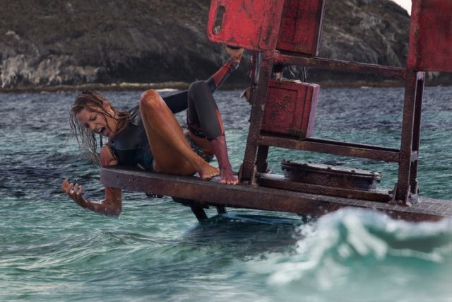 Nancy (Blake Lively) in Columbia Pictures' THE SHALLOWS.