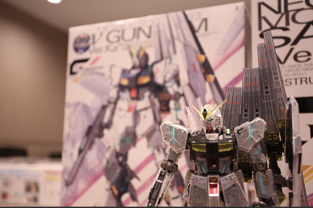 MG 1:100 Nu GUNDAM Ver.KA (GDHKIII LIMITED) $530